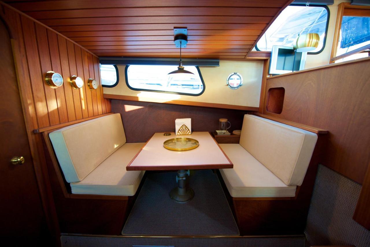 Homeboat-Bateau Hotel Geneve Exteriör bild