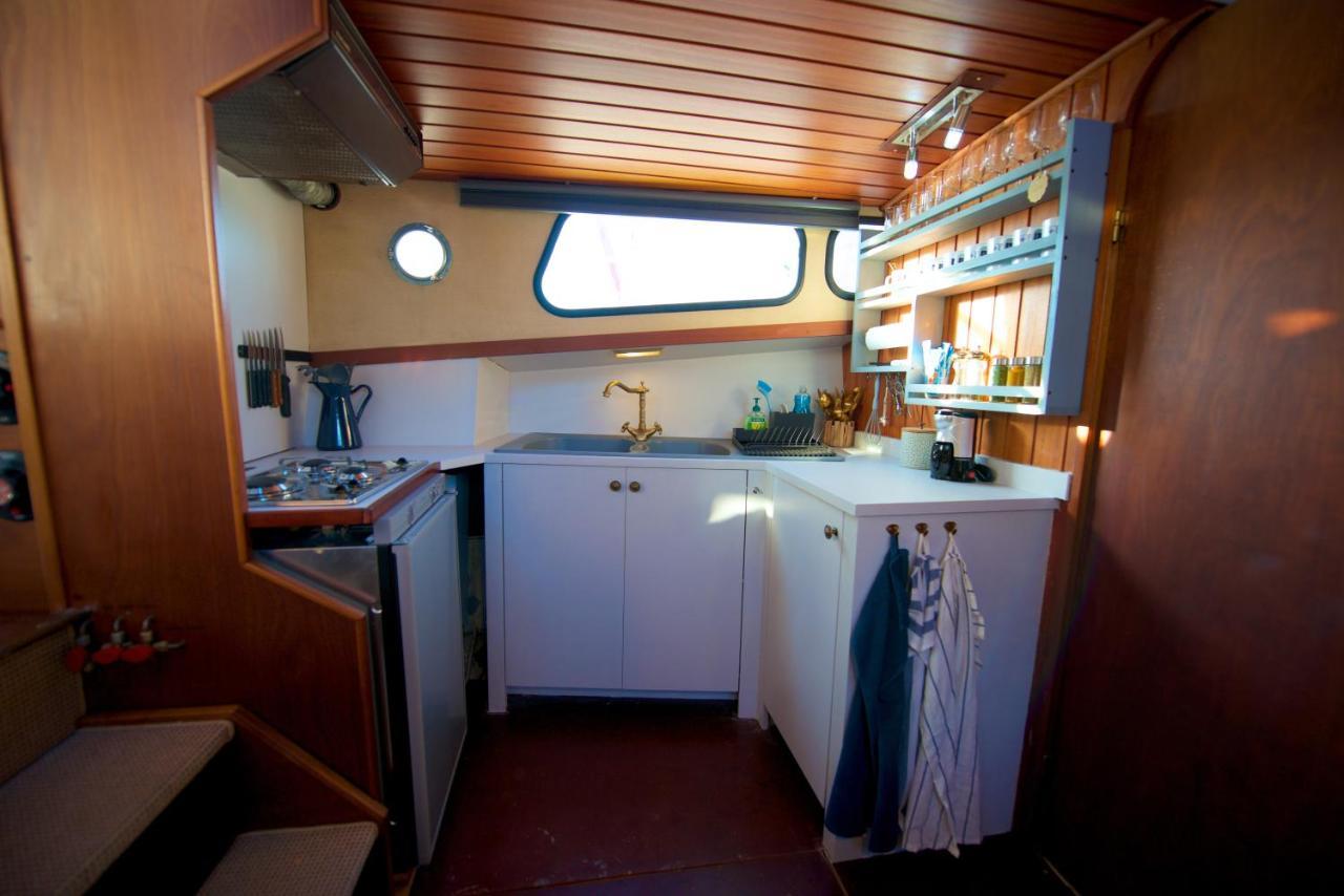 Homeboat-Bateau Hotel Geneve Exteriör bild